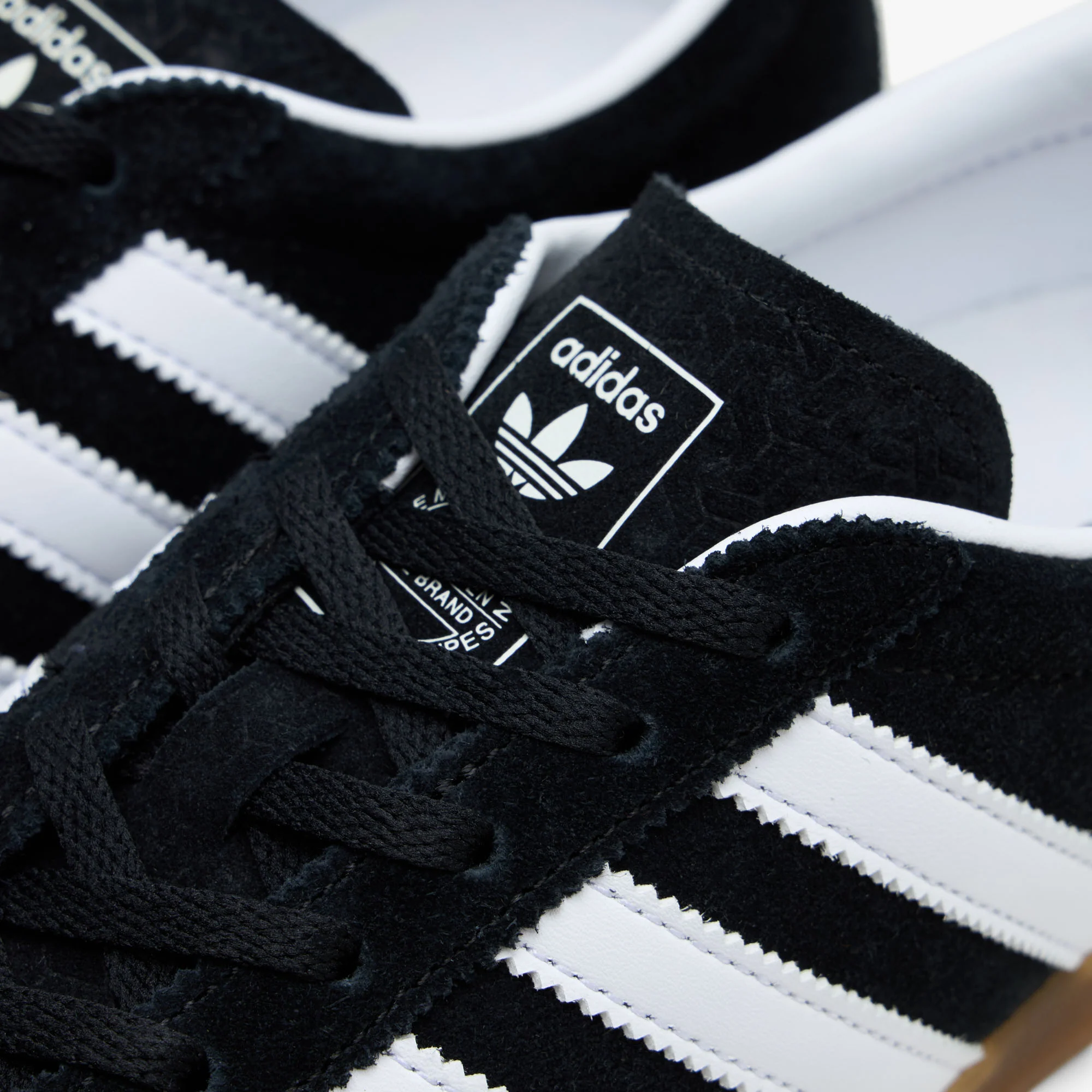 adidas Originals Women's Gazelle Lo Pro Core Black / Cloud White - Gum - Image 7