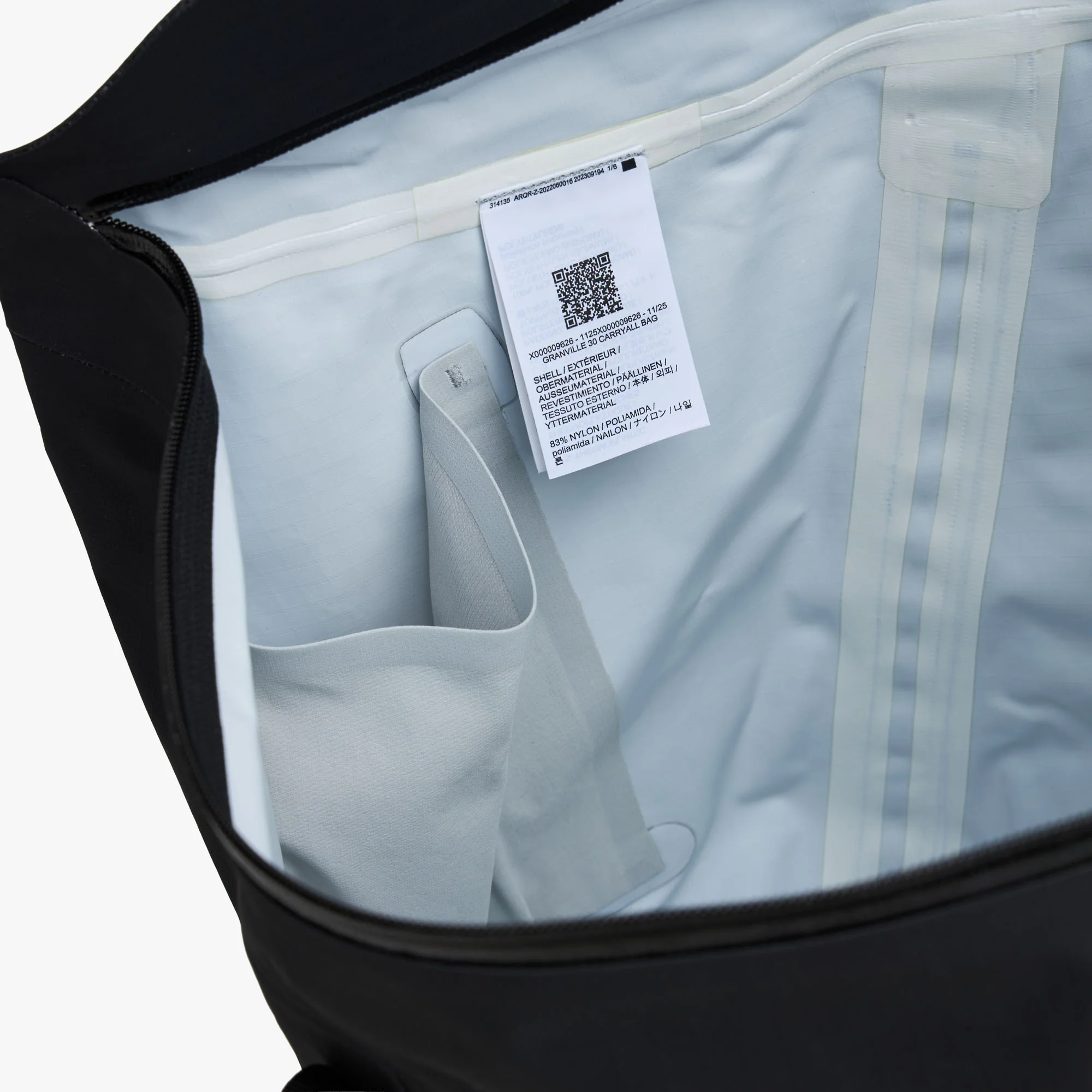 Arc'teryx Granville 30 Carryall Bag / Black - Image 4