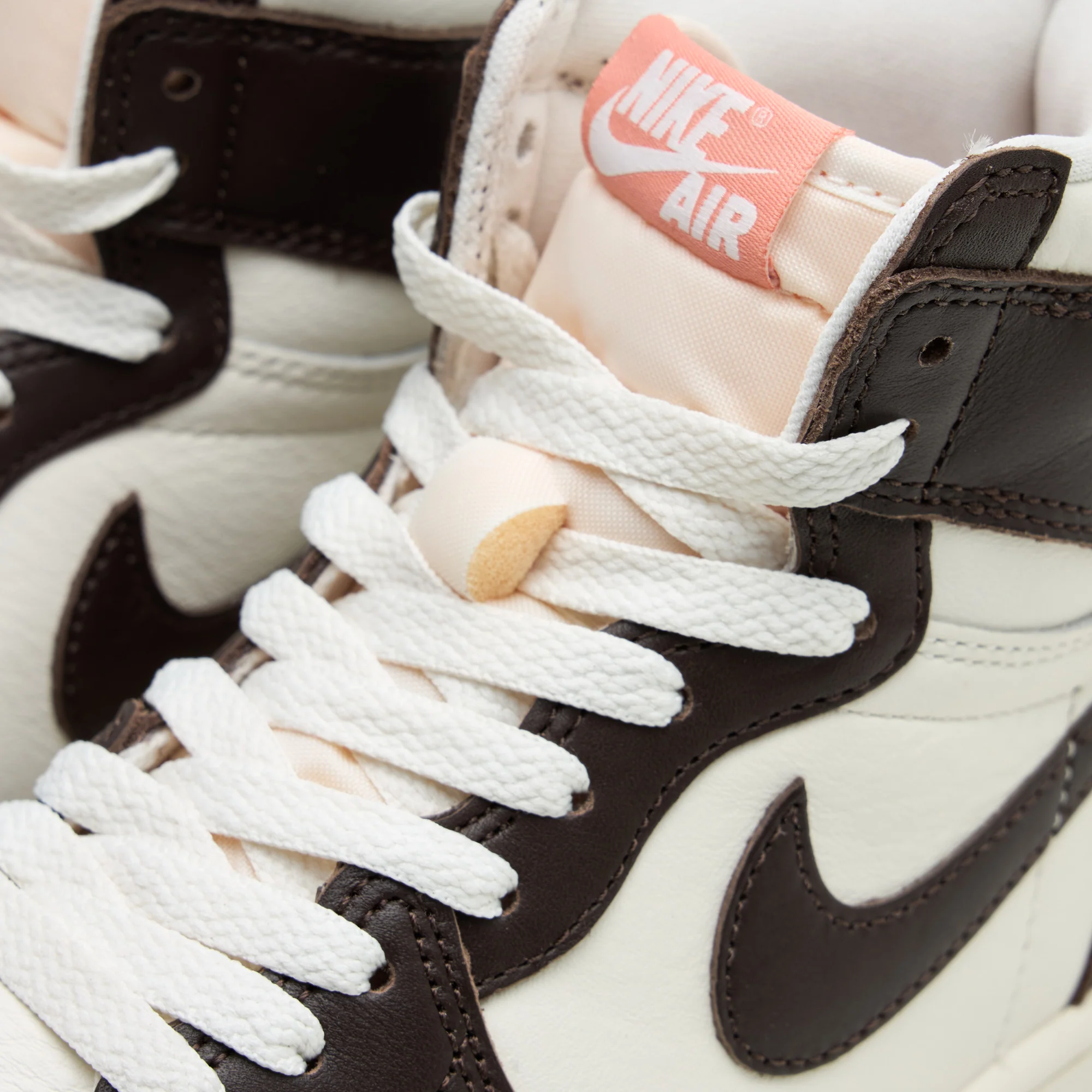Jordan Women's 1 Retro High OG Baroque Brown / Sail - Image 7