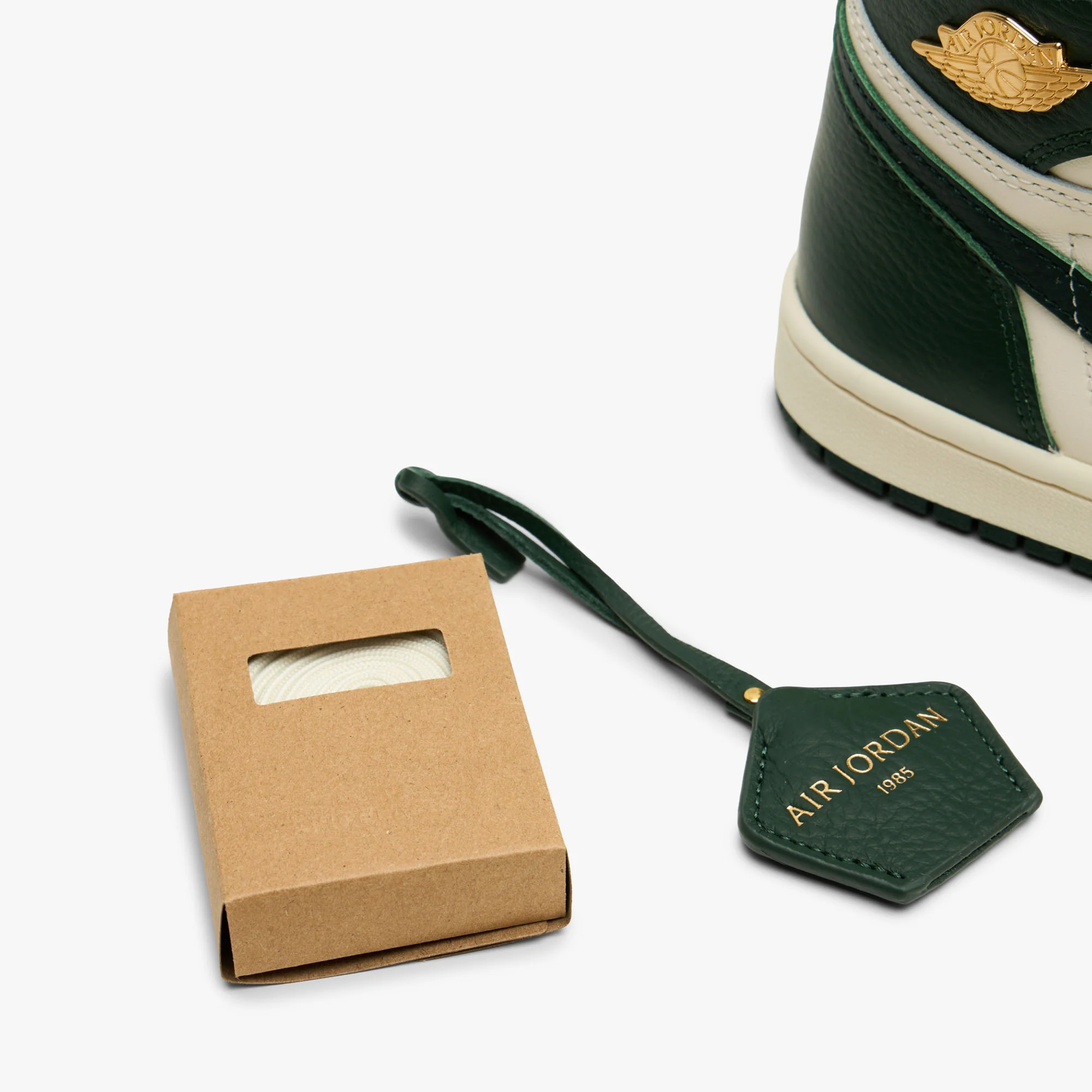 Jordan Women's 1 Retro High OG Pale Ivory / Pro Green - Image 8