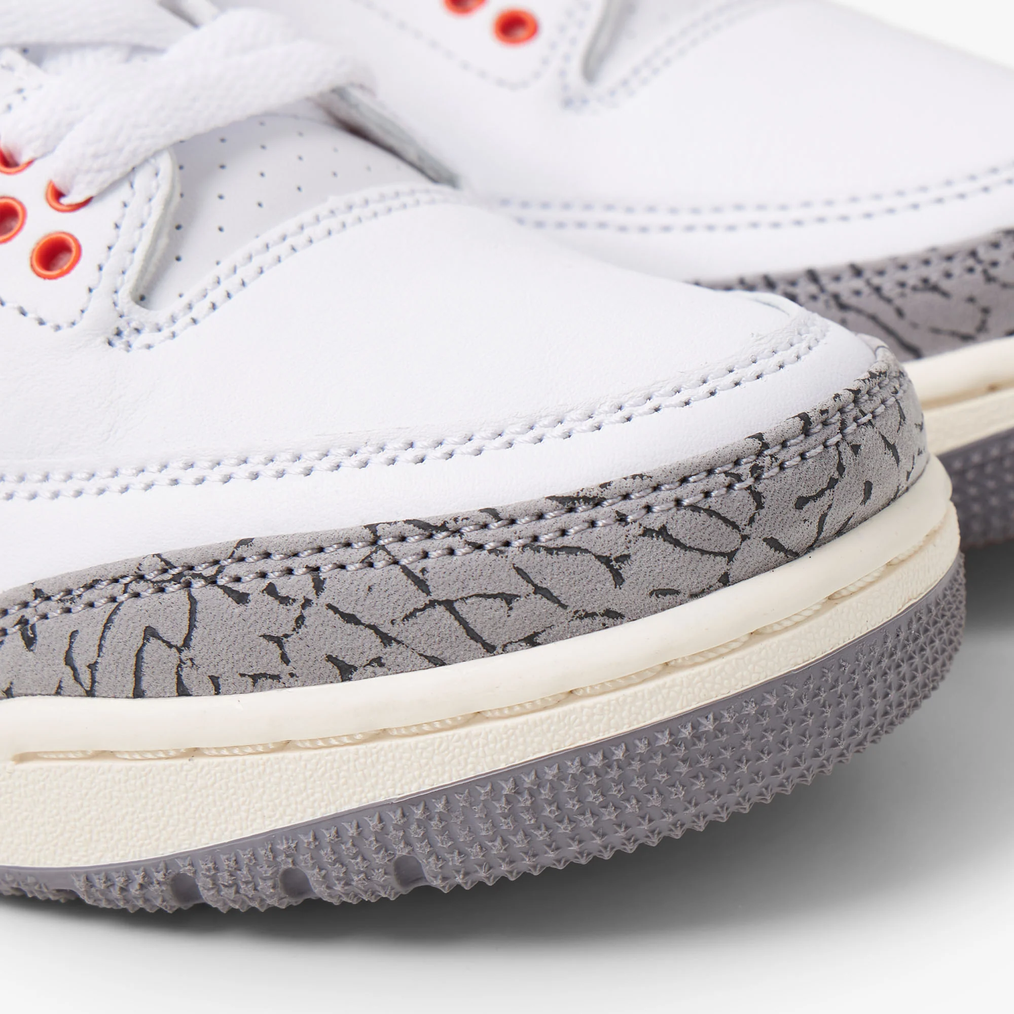 Jordan Women's 3 Retro White / Cosmic Clay - Sail - Image 6