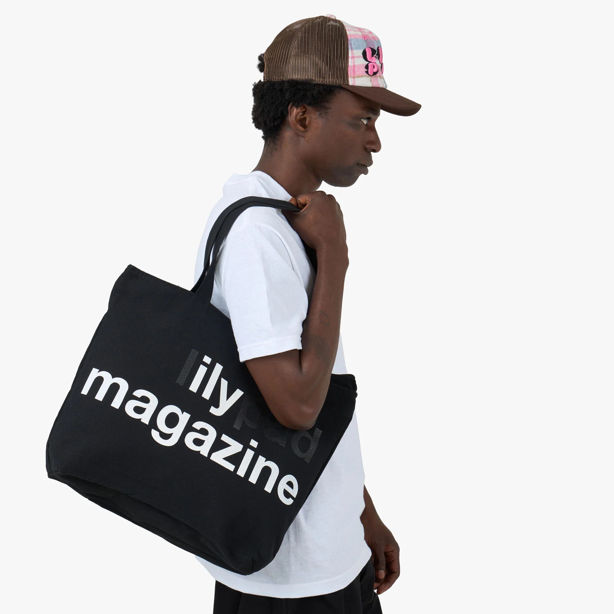 Lilypad ILY Magazine 20L Tote Bag Black - Image 4