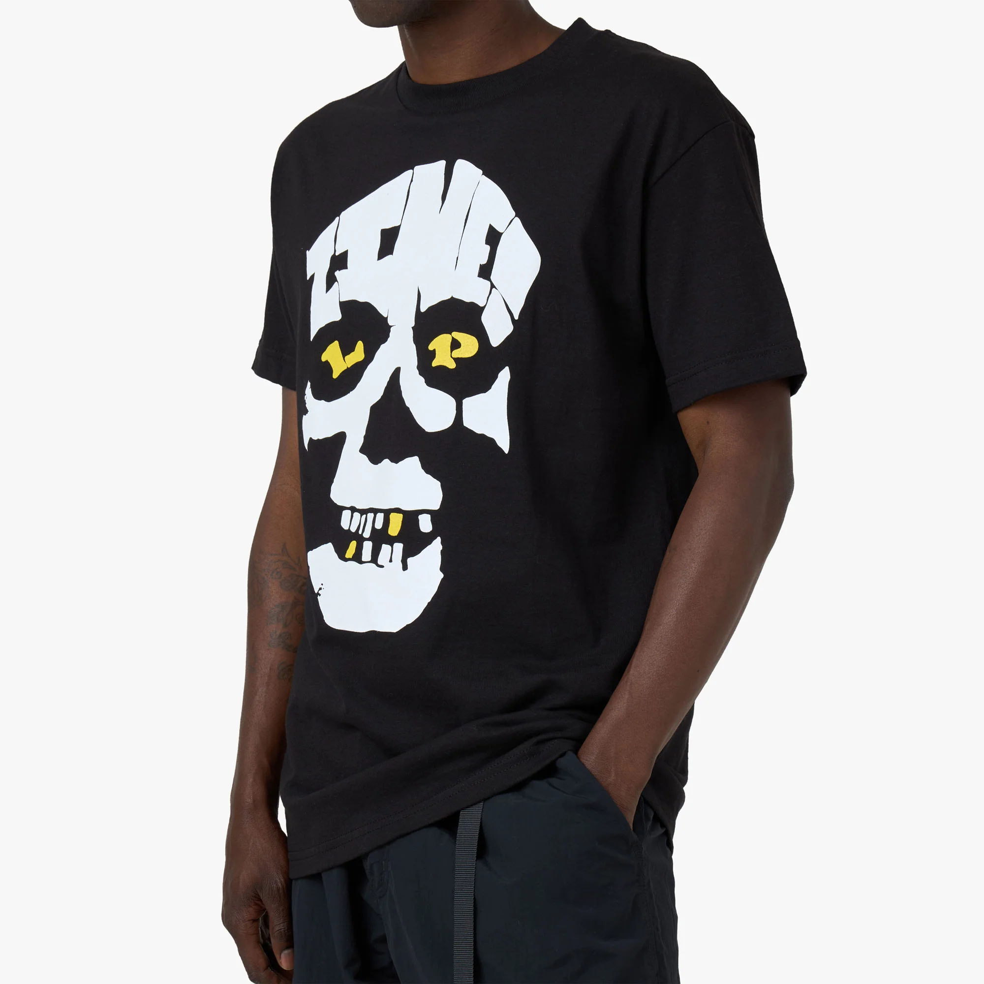 Lilypad Zinnes T-Shirt Black - Image 4