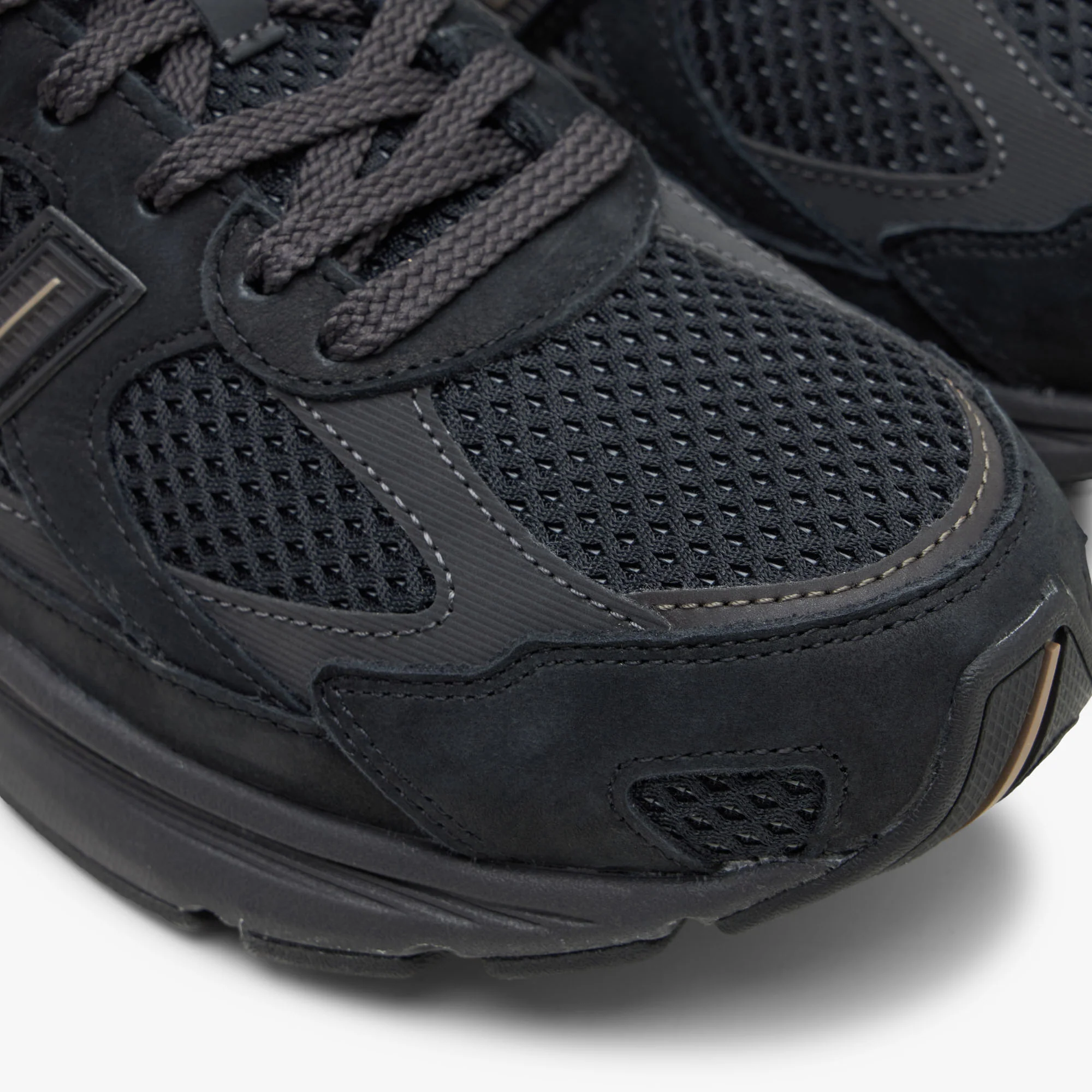 New Balance 2010 Black / Black Cement - Image 6