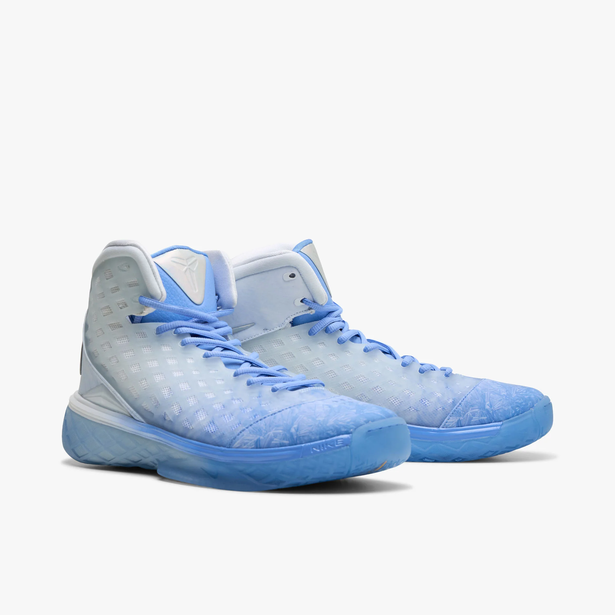 Nike Kobe III Protro Royal Pulse / Chrome - White - Image 3