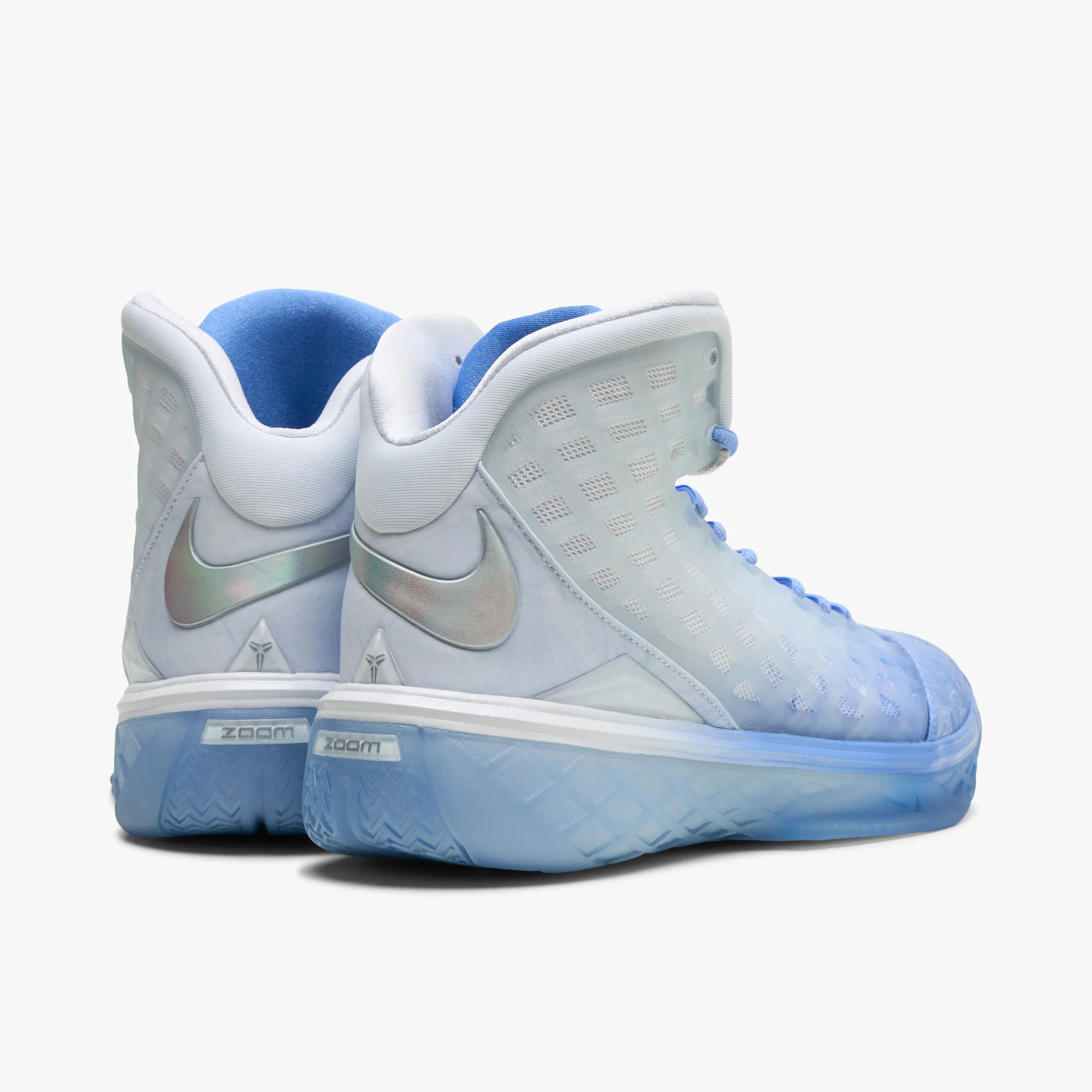 Nike Kobe III Protro Royal Pulse / Chrome - White - Image 4