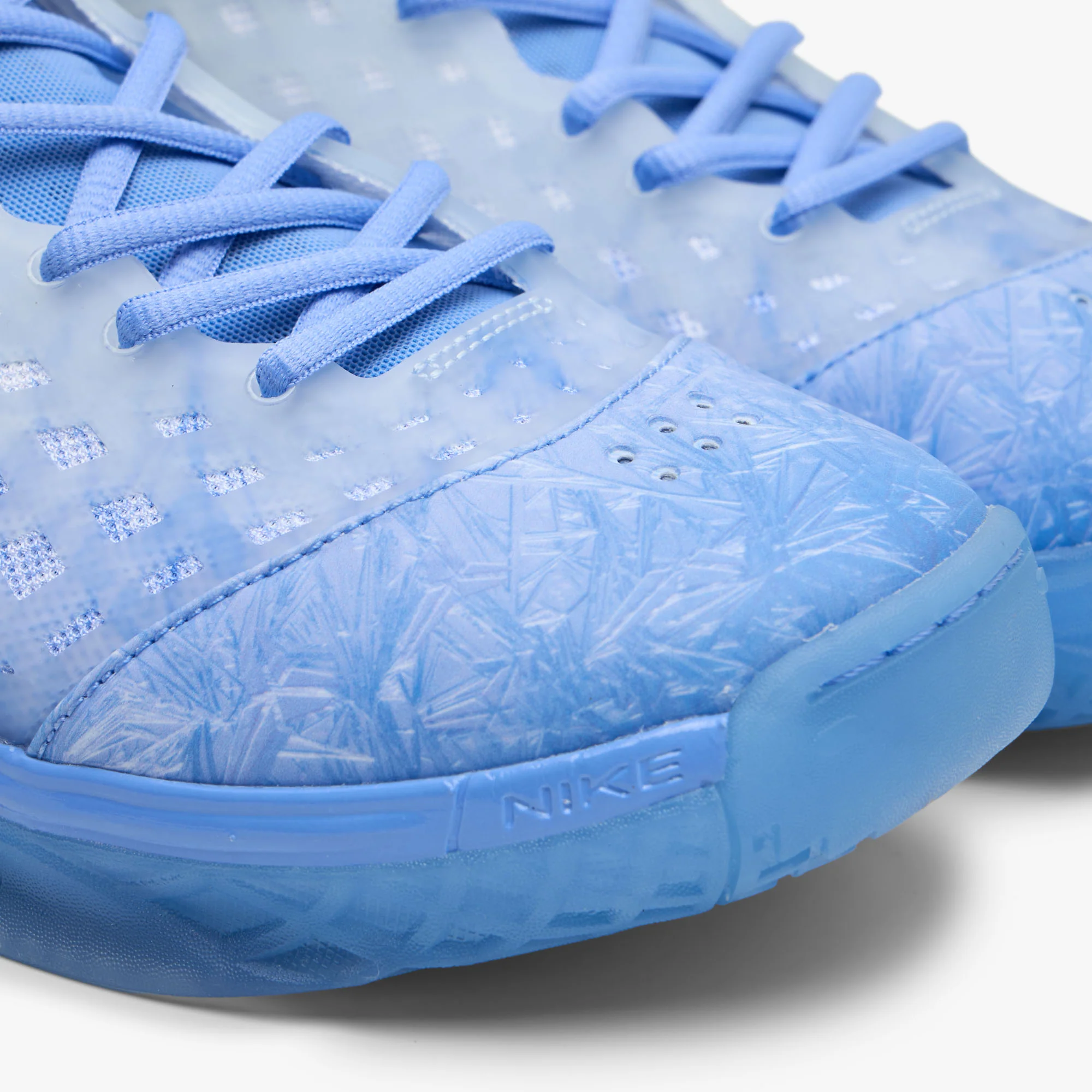 Nike Kobe III Protro Royal Pulse / Chrome - White - Image 6