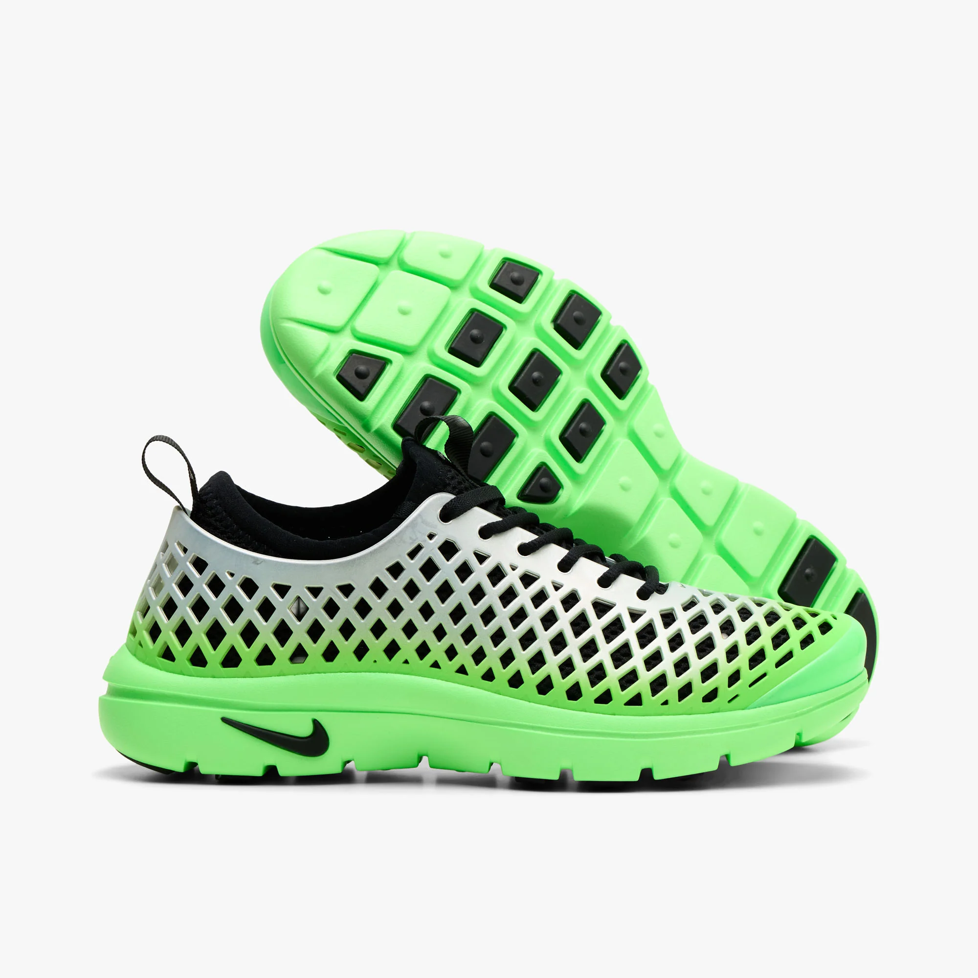 Nike Women's Rejuven8 Run OG SP Metallic Silver / Black - Voltage - Image 2