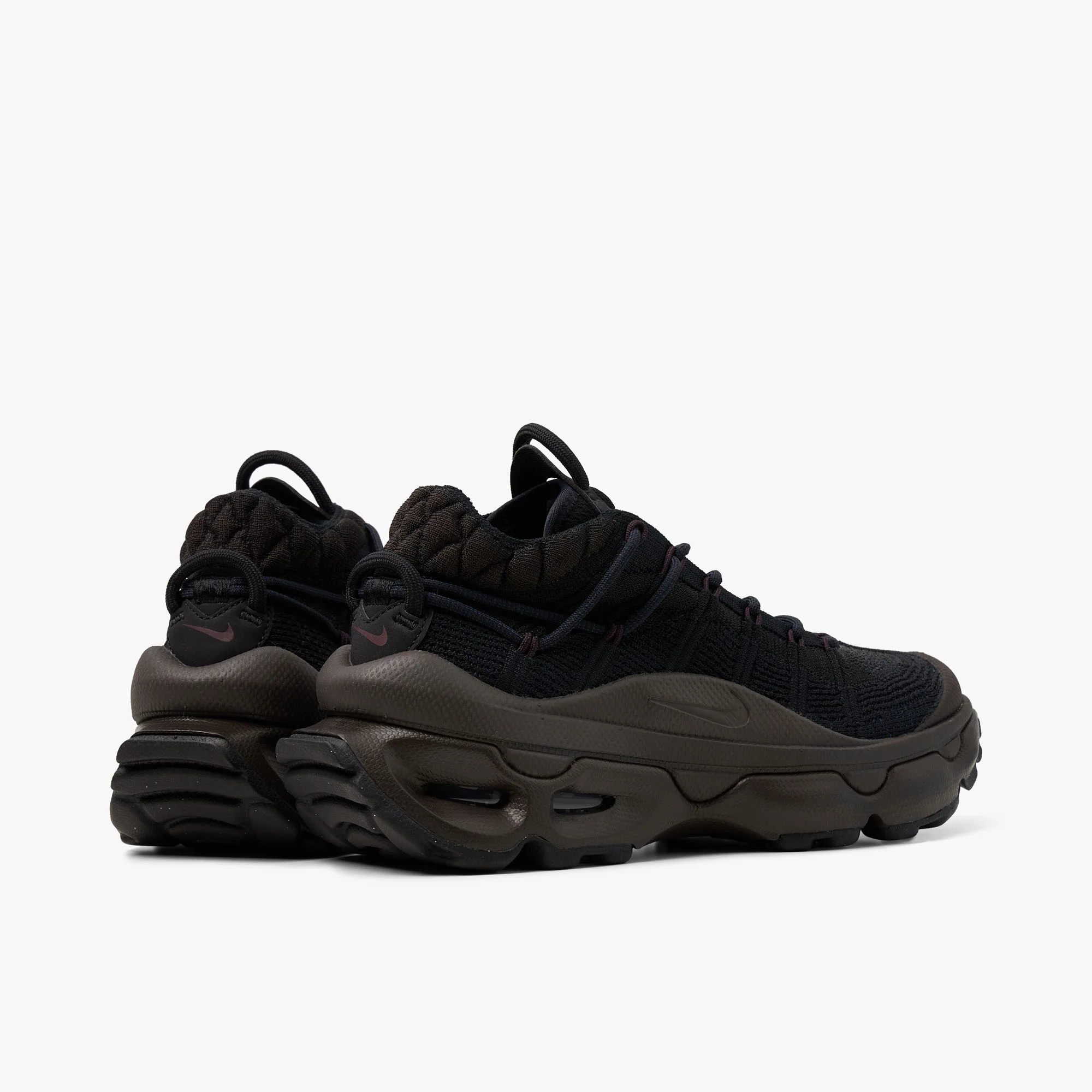 Nike Women's Air Max Flyknit Venture Black / Cacao Wow - Velvet Brown - Image 4