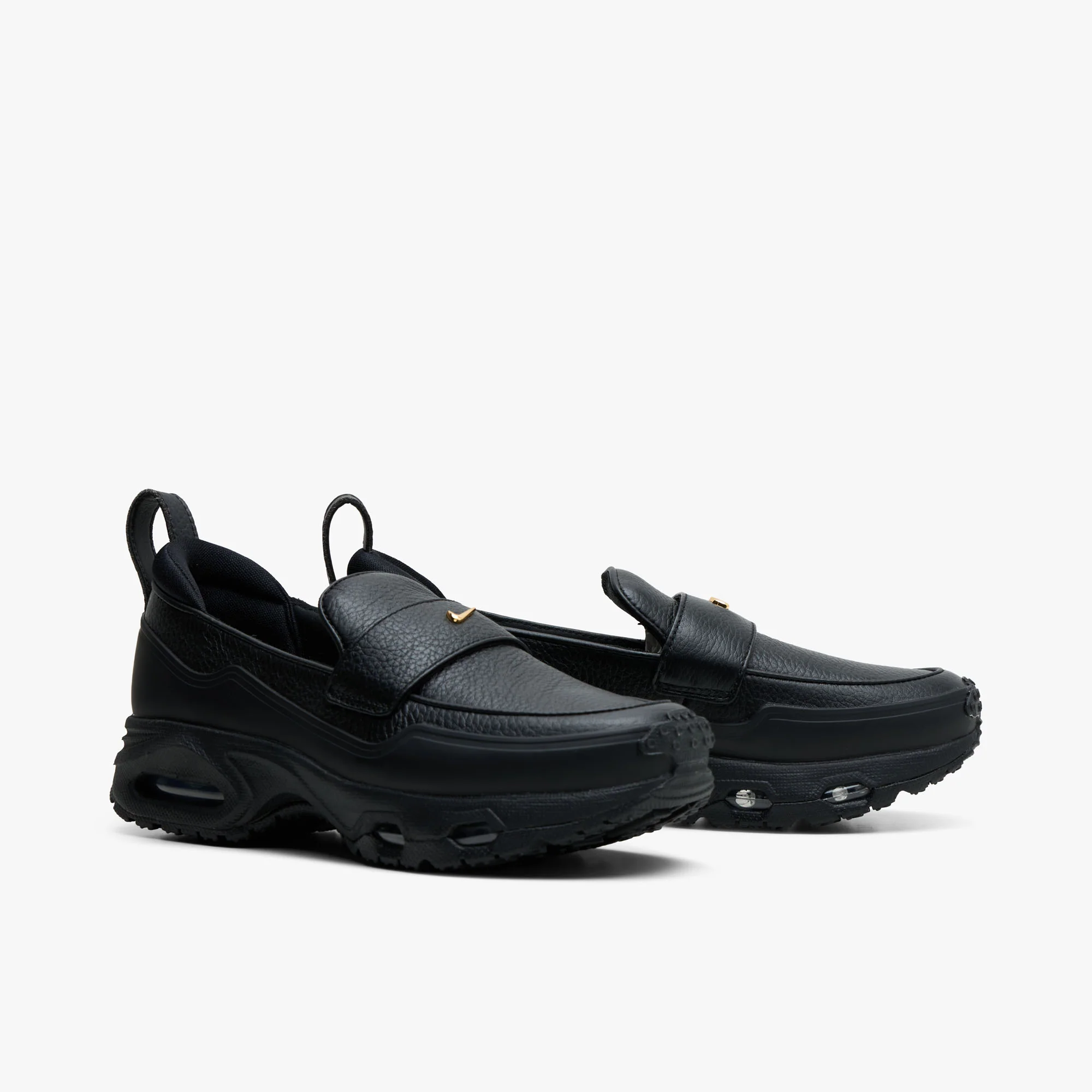 Nike Women's Air Max Phenomena Black / Metallic Gold - Image 3