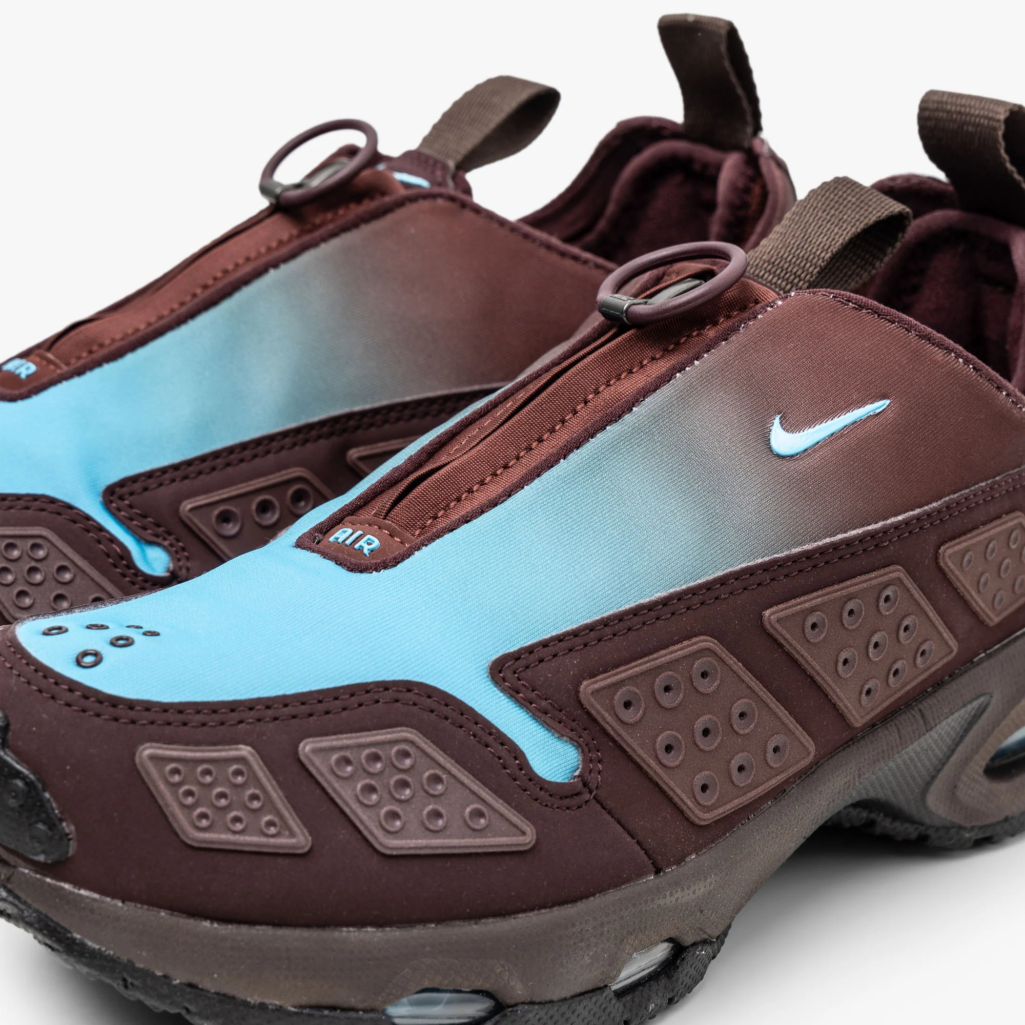 Nike Women's Air Max SNDR Burgundy Crush / Baltic Blue - Baroque Brown - Image 7