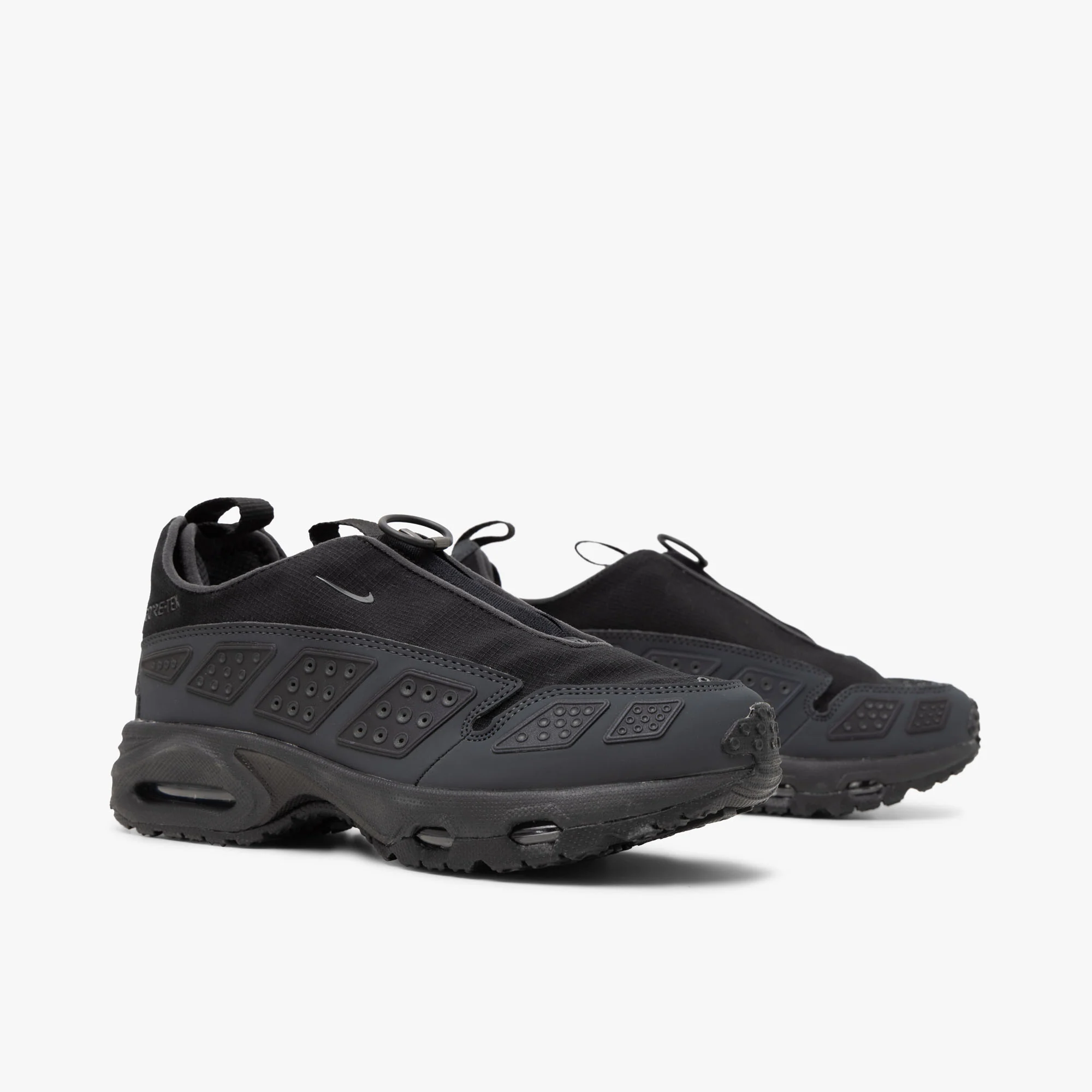 Nike Women's Air Max SNDR GORE-TEX Black / Dark Smoke Grey - Image 3