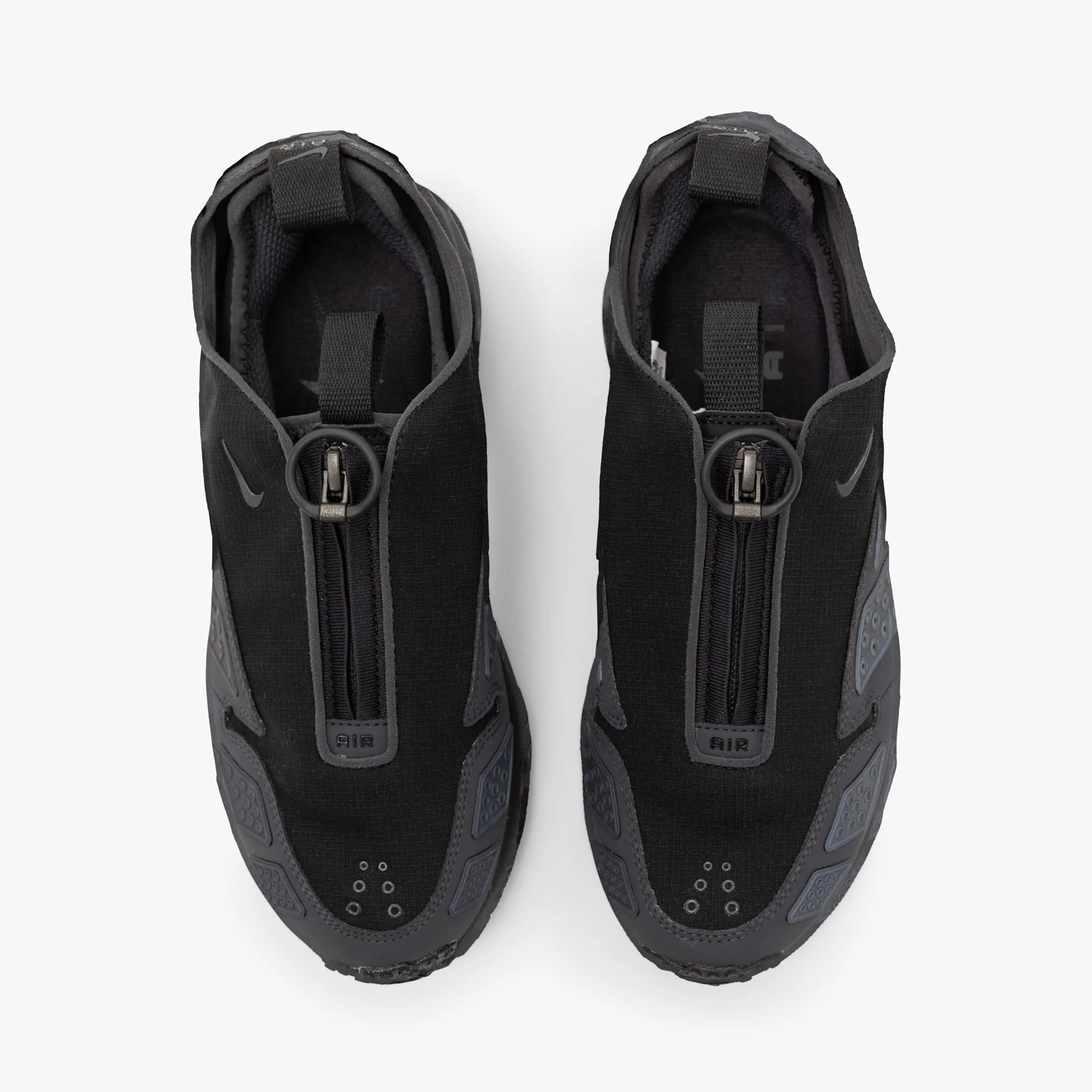 Nike Women's Air Max SNDR GORE-TEX Black / Dark Smoke Grey - Image 5