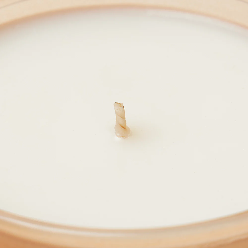 SALT & STONE Candle / Saffron & Cedar - Image 2