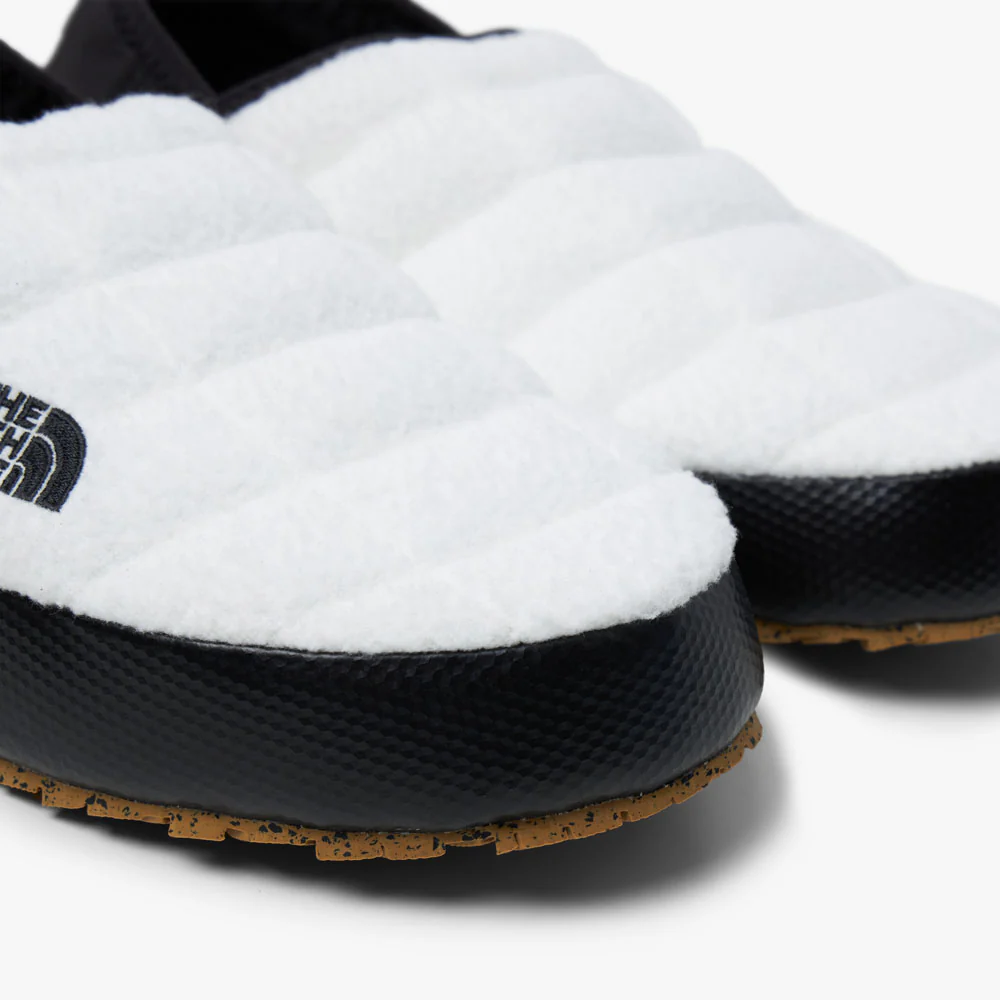 The North Face Women's ThermoBall Traction Mule V Gardenia White / TNF Black - Image 6