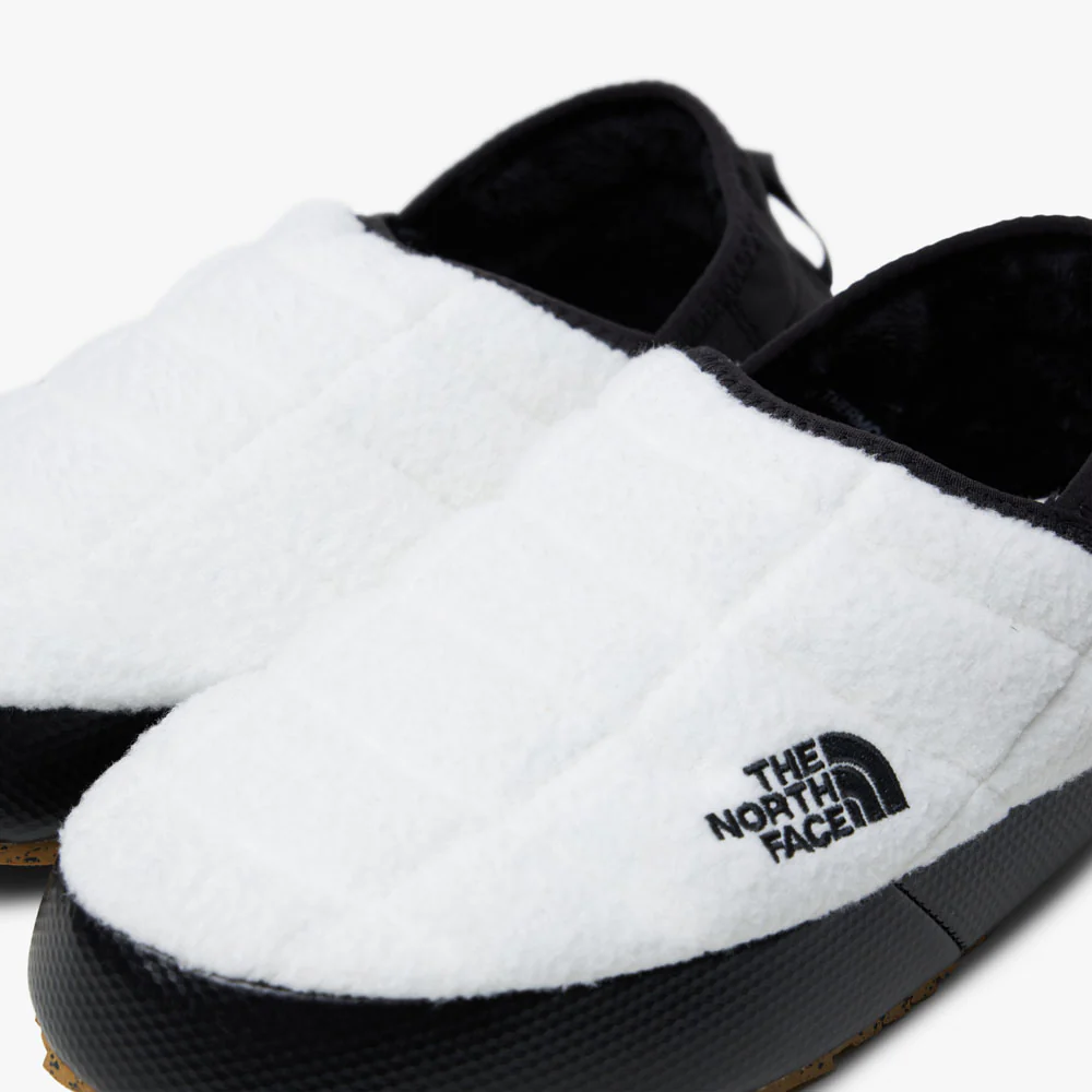 The North Face Women's ThermoBall Traction Mule V Gardenia White / TNF Black - Image 7