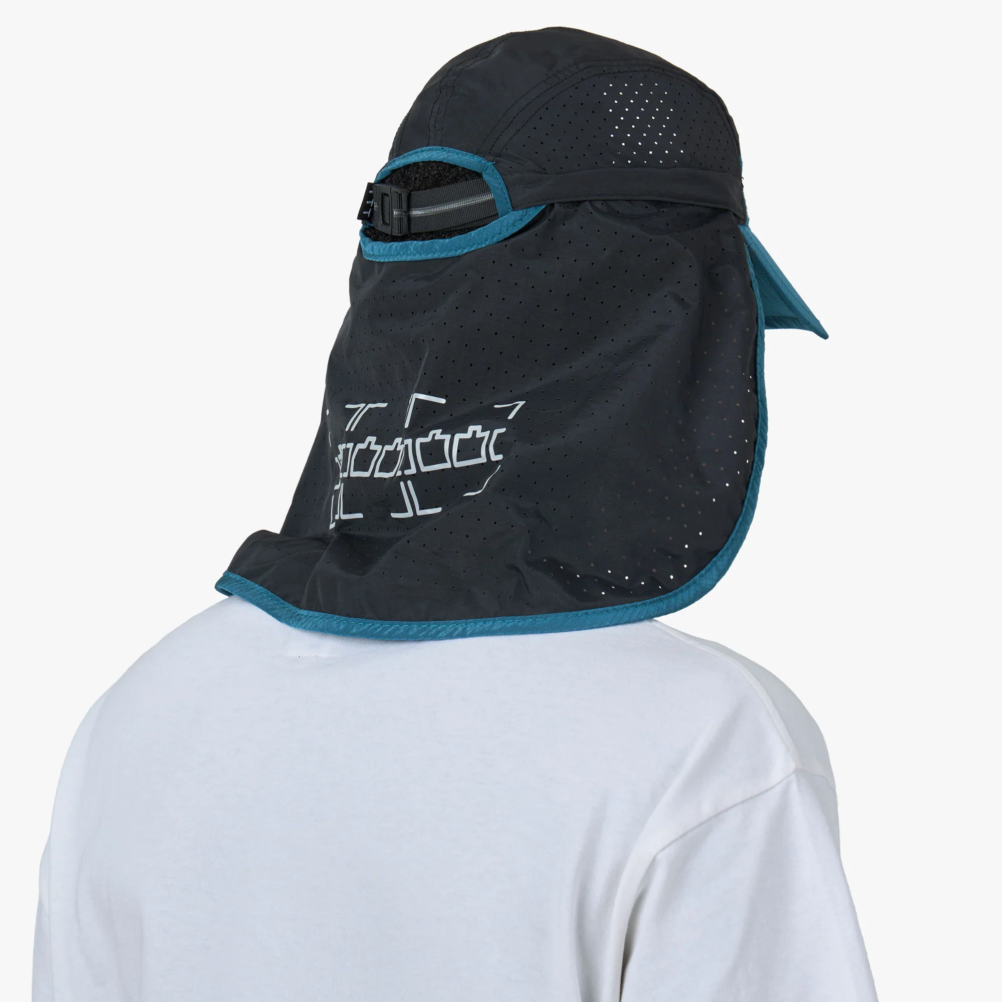 The Trilogy Tapes TTT Neck Cape Trail Cap Blue / Black - Image 3