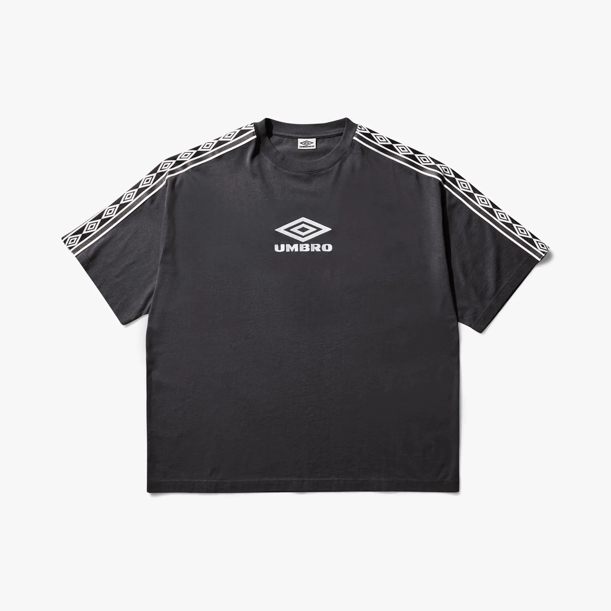 Umbro Offence Defence Tape T-Shirt / Washed Black