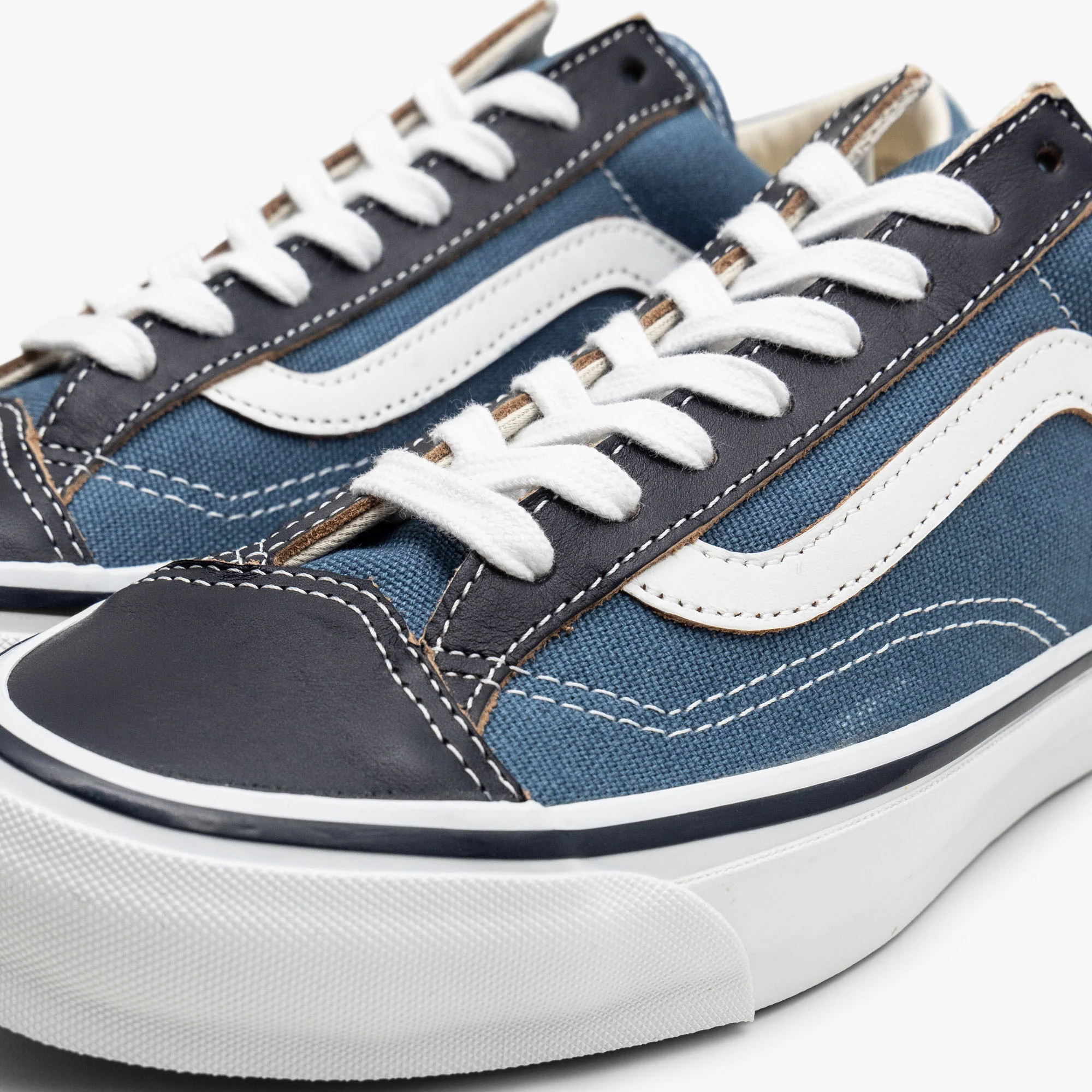 Vans OTW Old Skool 36 Vibram Navy - Image 7