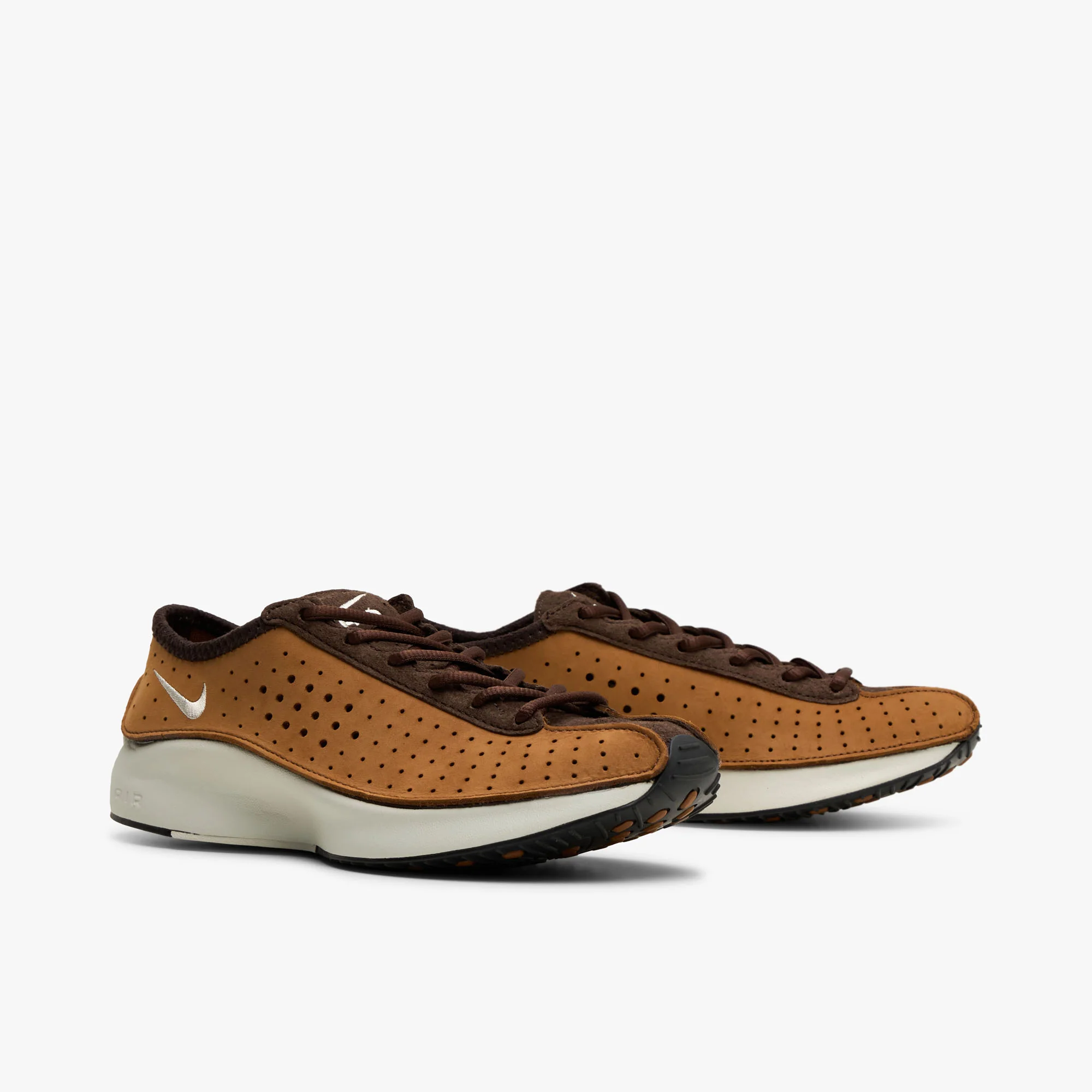 Nike Women's Air Superfly Light British Tan / Baroque Brown - Image 4